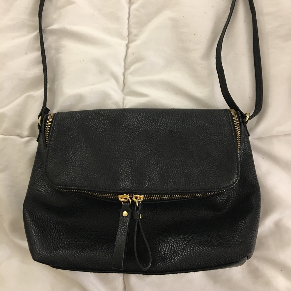 H&M crossbody bag.